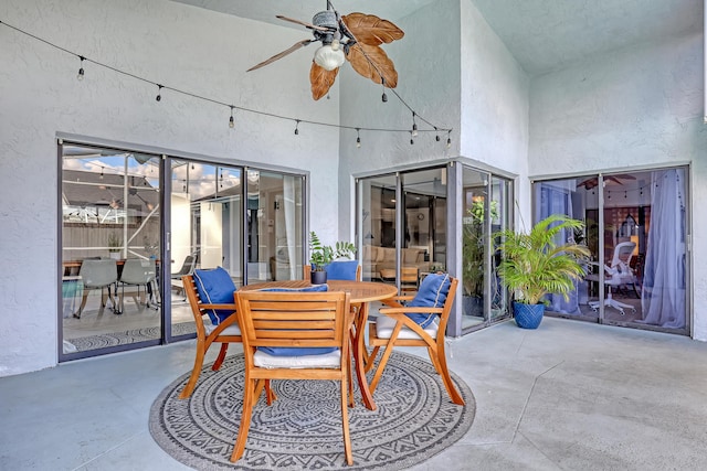 view of patio with ceiling fan