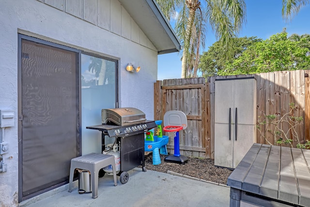 view of patio / terrace with area for grilling