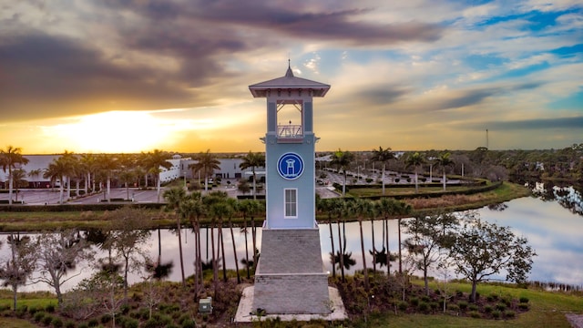 view of home's community featuring a water view