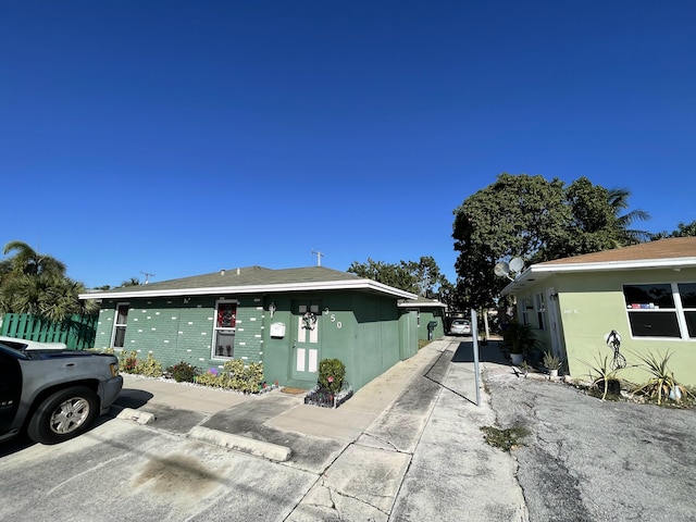 350 W Blue Heron Blvd Unit 1, Riviera Beach, FL 33404 - view of front facade