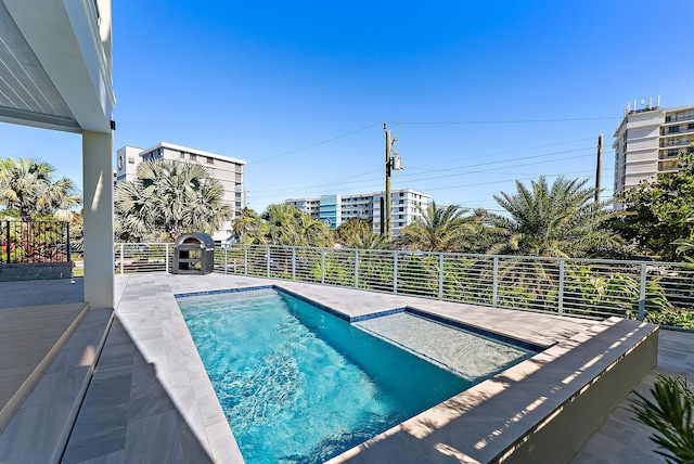 view of swimming pool