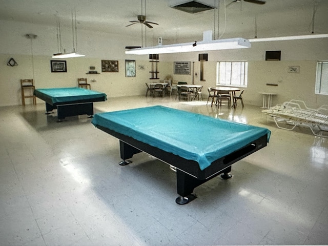 playroom featuring ceiling fan and billiards