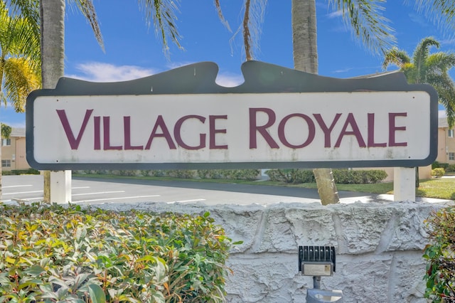 view of community / neighborhood sign