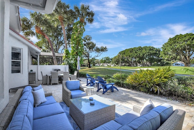 view of patio / terrace featuring an outdoor hangout area