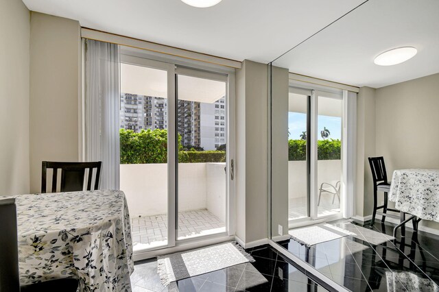 dining area featuring a wealth of natural light