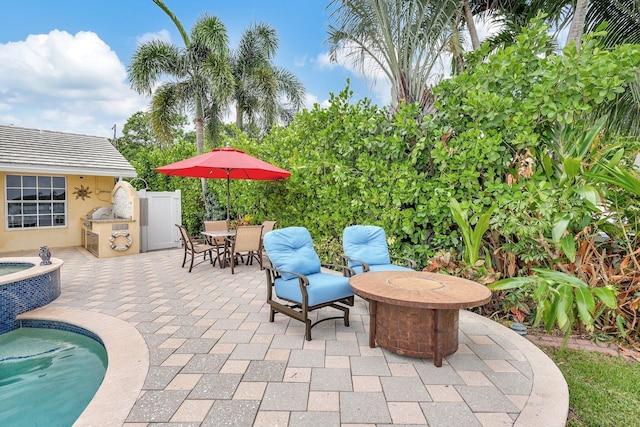 view of patio with outdoor dining space