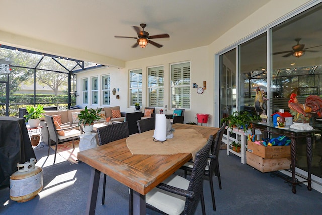 sunroom / solarium with ceiling fan