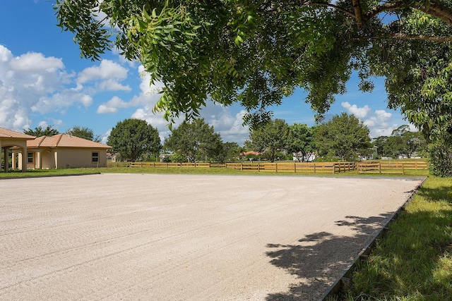 view of property's community featuring a rural view