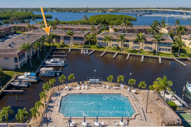 bird's eye view featuring a water view