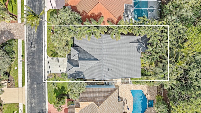 26 Princewood Ln, Palm Beach Gardens, FL 33410 - view from above of property with property boundaries highlighted and a pool area