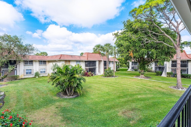 1124 NW 13th St Unit 218A, Boca Raton, FL 33486 - view of green lawn