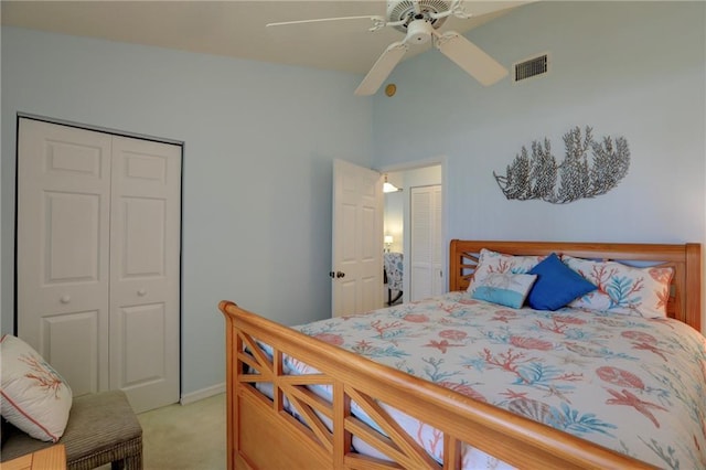 carpeted bedroom featuring ceiling fan