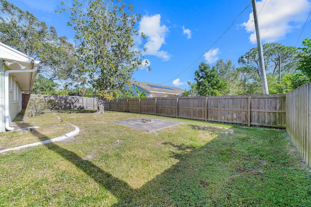 view of yard with a patio area