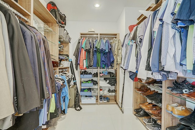 walk in closet featuring tile patterned floors