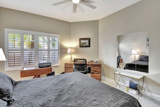 bedroom with ceiling fan