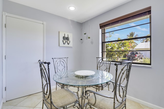 dining room with light tile patterned floors