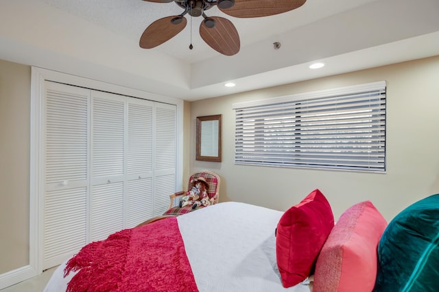 bedroom featuring a closet and ceiling fan