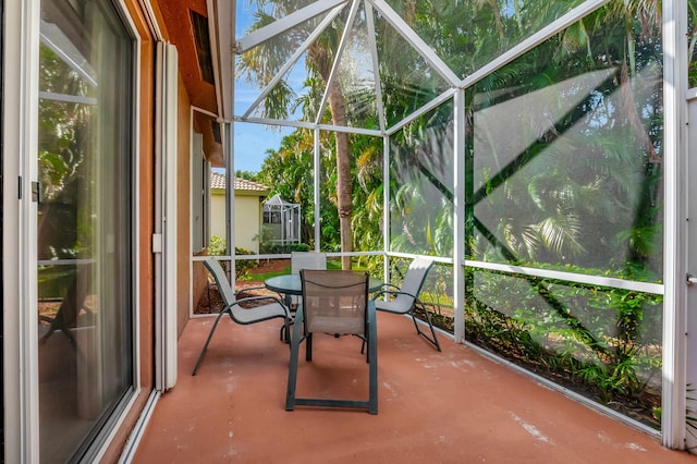 view of unfurnished sunroom