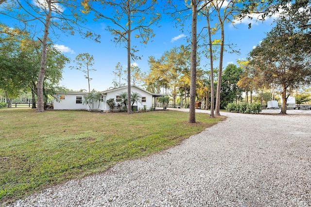 view of front of property with a front yard