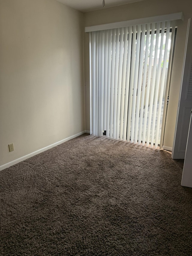 empty room with carpet