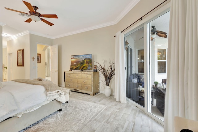 bedroom featuring access to outside, light hardwood / wood-style flooring, ceiling fan, and ornamental molding