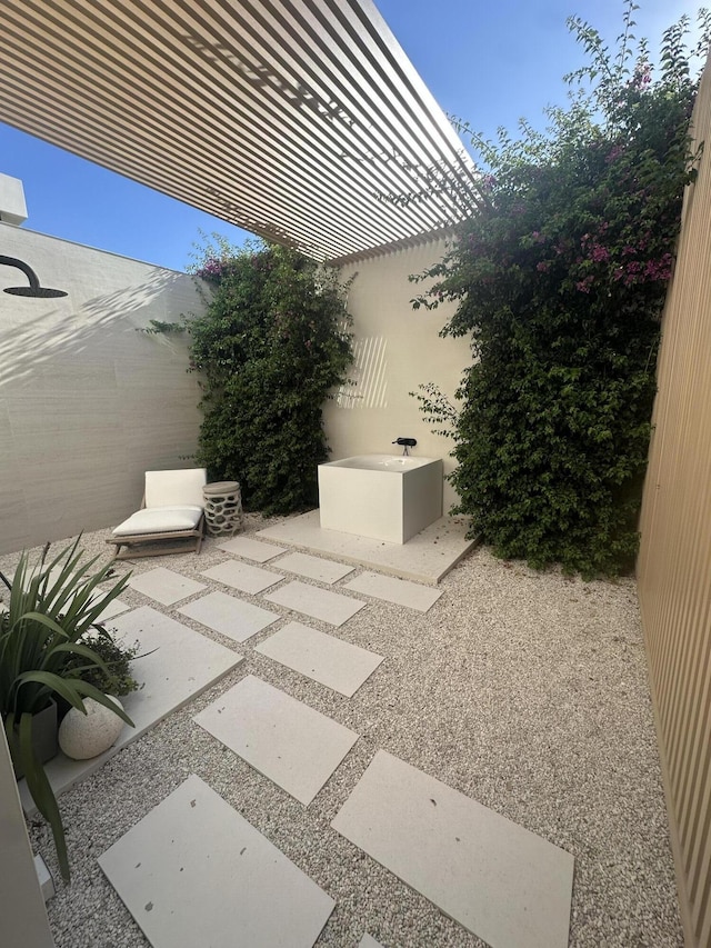 35 Spoonbill Rd, Manalapan, FL 33462 - view of patio / terrace