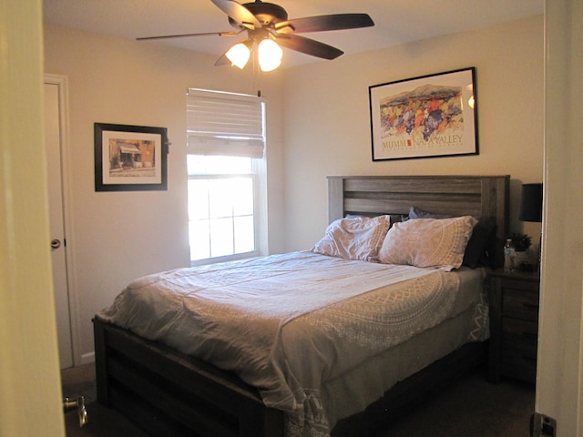 bedroom featuring ceiling fan