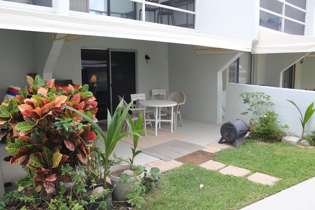 exterior space featuring a patio