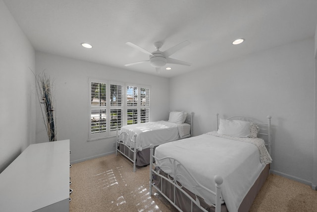 bedroom with ceiling fan