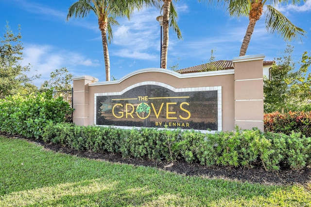 view of community / neighborhood sign