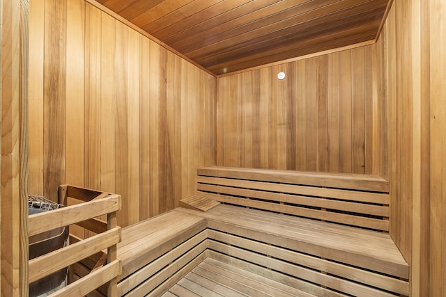 view of sauna / steam room