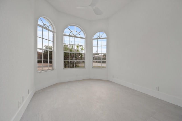 empty room with ceiling fan