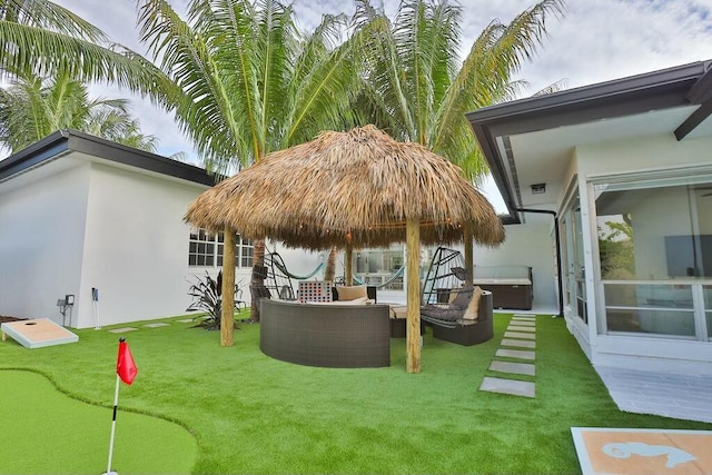 view of yard with an outdoor living space