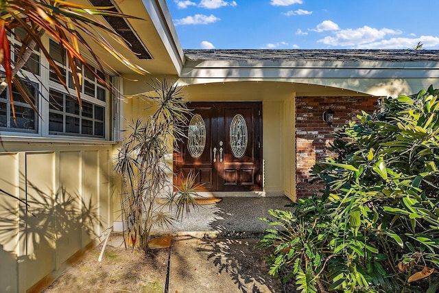 view of property entrance