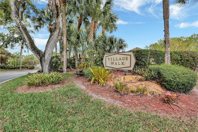 view of community / neighborhood sign