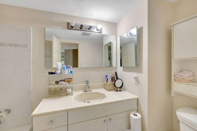 8205 NW 61st St Unit B303, Tamarac, FL 33321 - full bath featuring toilet and vanity