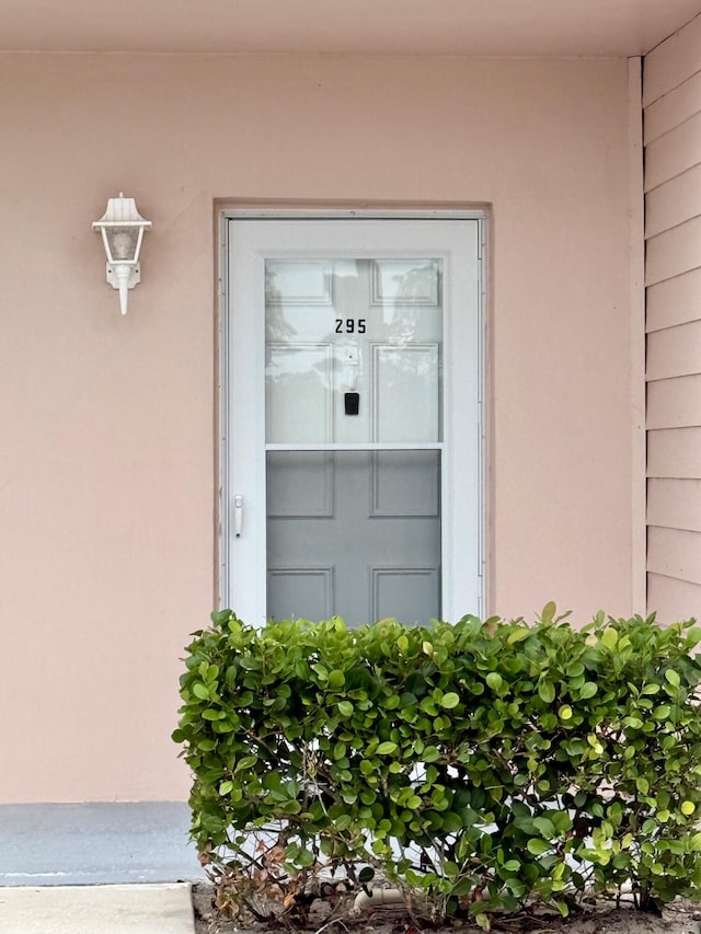 view of entrance to property