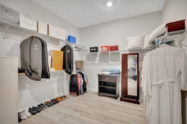 spacious closet with light wood-type flooring