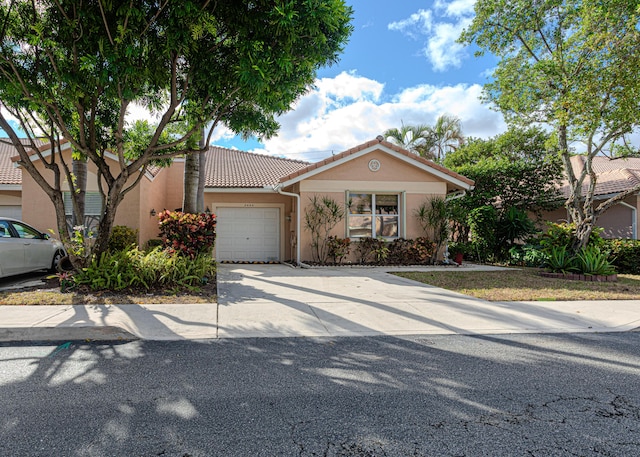 view of front of home featuring a garage