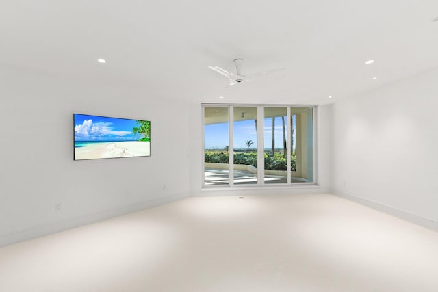 unfurnished room featuring ceiling fan