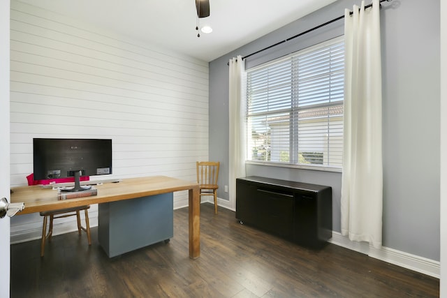 office featuring ceiling fan, dark wood-style flooring, and baseboards