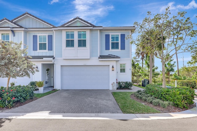 view of front of home featuring a garage