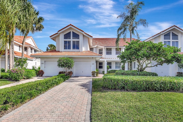 view of front of house with a garage