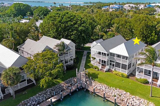 bird's eye view featuring a water view