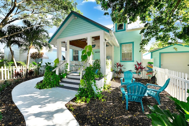 view of front of home with covered porch