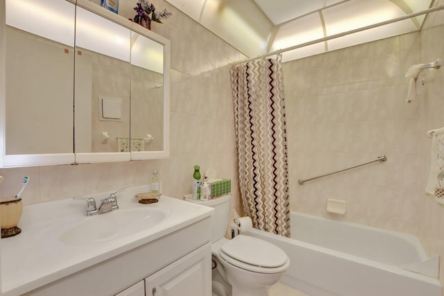 full bathroom with backsplash, toilet, shower / tub combo with curtain, vanity, and tile walls