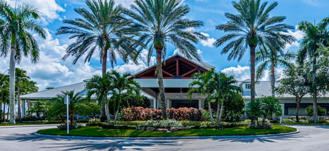 view of building exterior