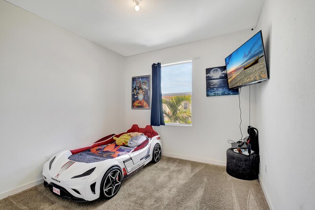 living area with ceiling fan and light hardwood / wood-style floors