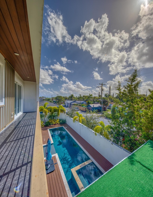 view of swimming pool