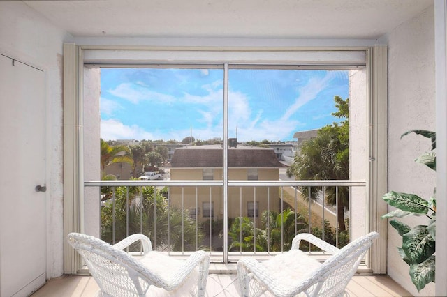 view of sunroom / solarium